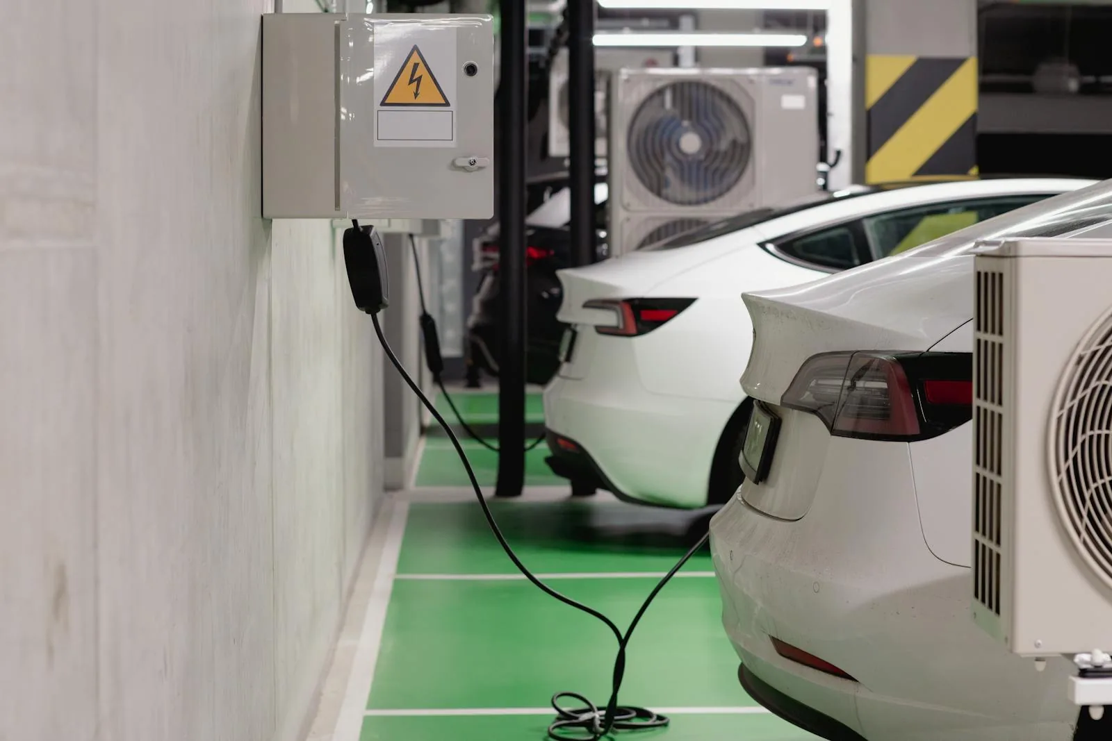 Borne de recharge IRVE à Courbevoie