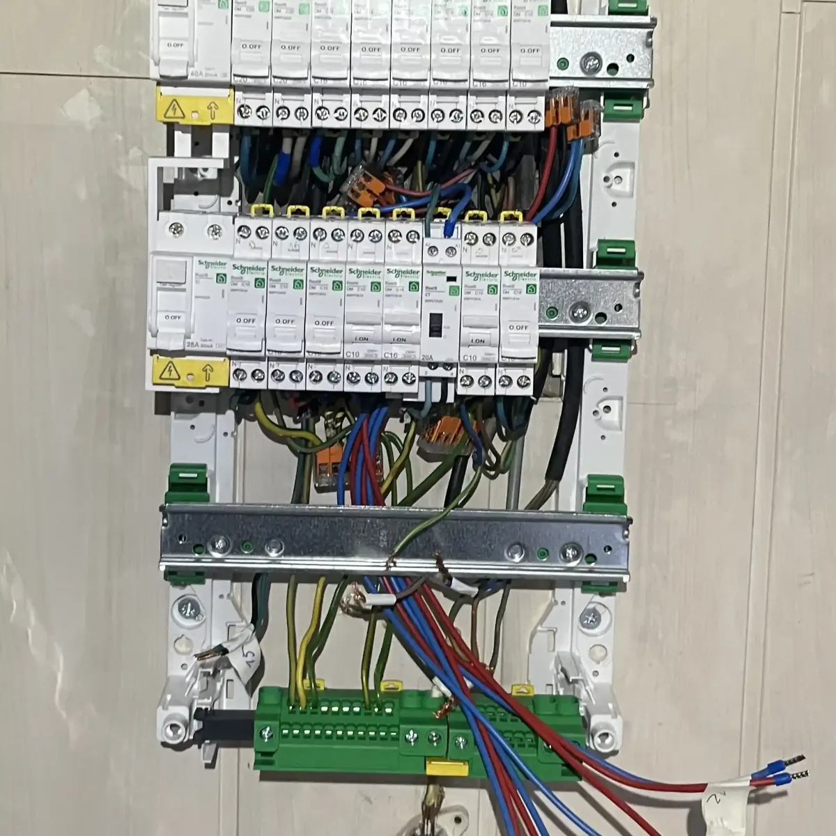 Dépannage électrique d'urgence à Courbevoie
